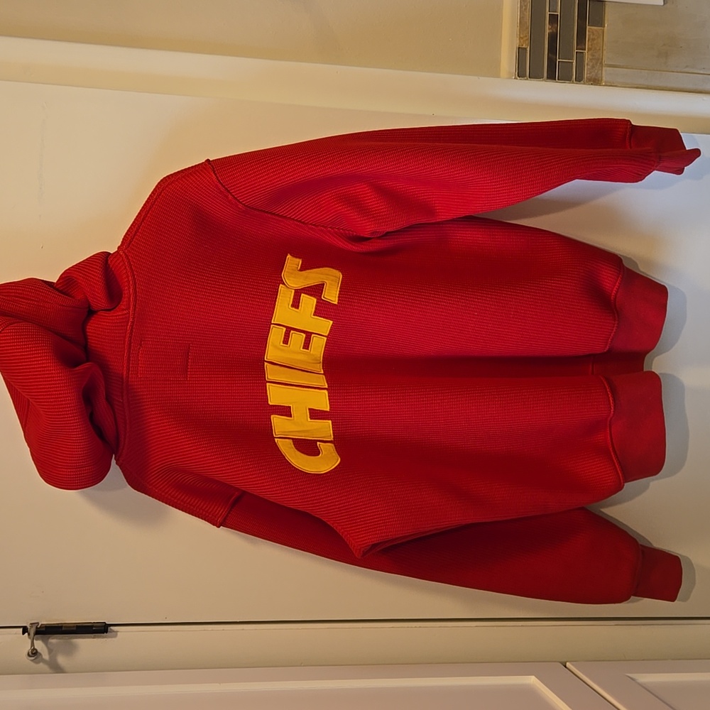 Men's heavyweight Kansas City Chiefs full zip hooded jacket. - Picture 3 of 6